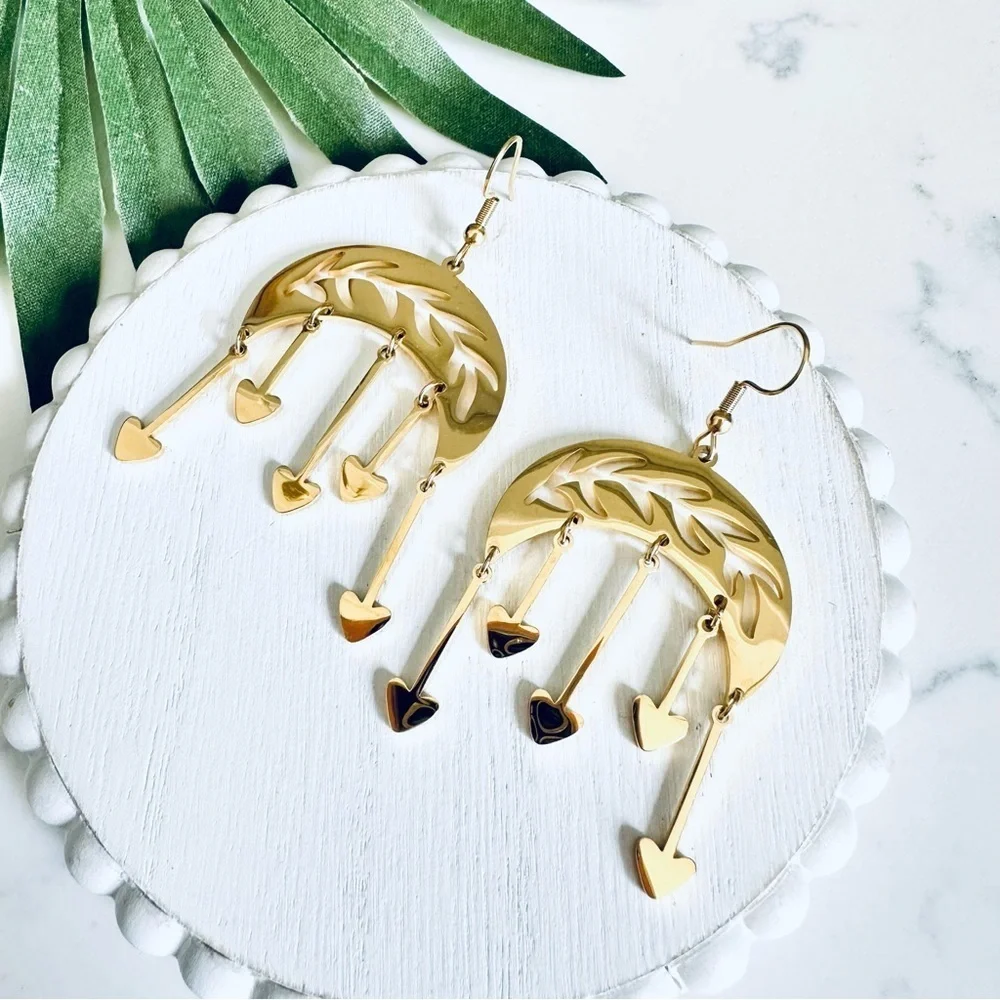 N/A crescent moon